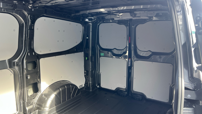 Ford Transit Custom 320 L1 Diesel Fwd 2.0 EcoBlue 136ps H1 Van Limited